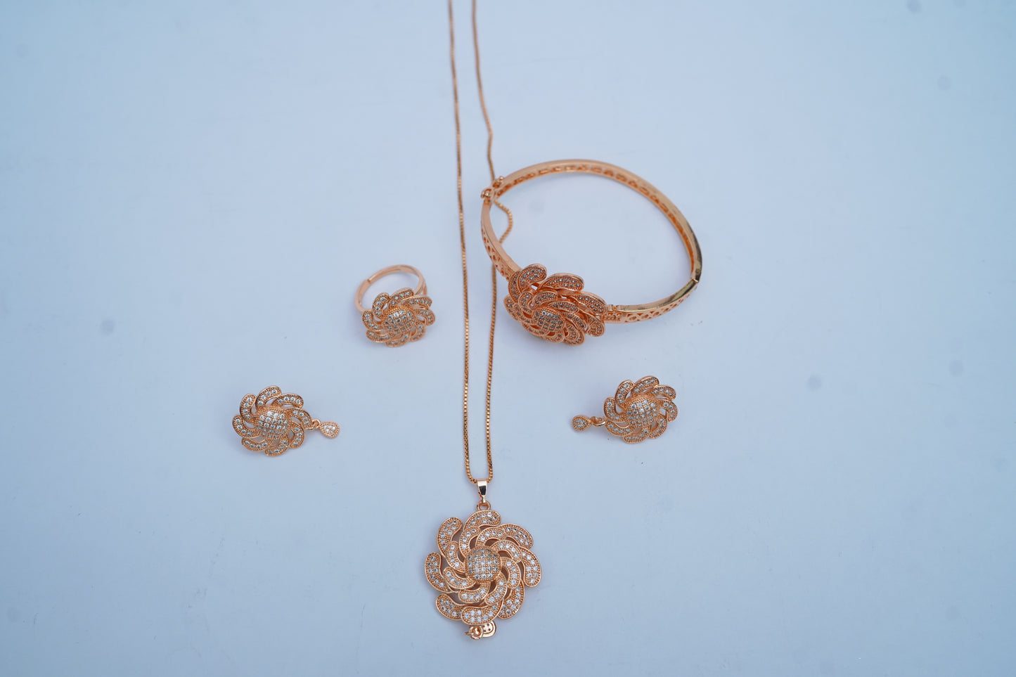 Rose copper combo Set plated with gold and zircons (Necklace, Earring Set, Ring, Bracelet)